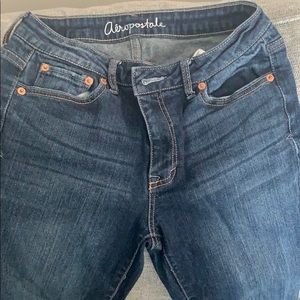 Aeropostale Size 2, mid rise skinny jeans.